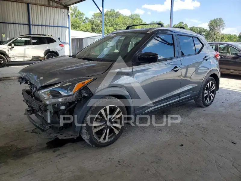 2019 Nissan KICKS фото