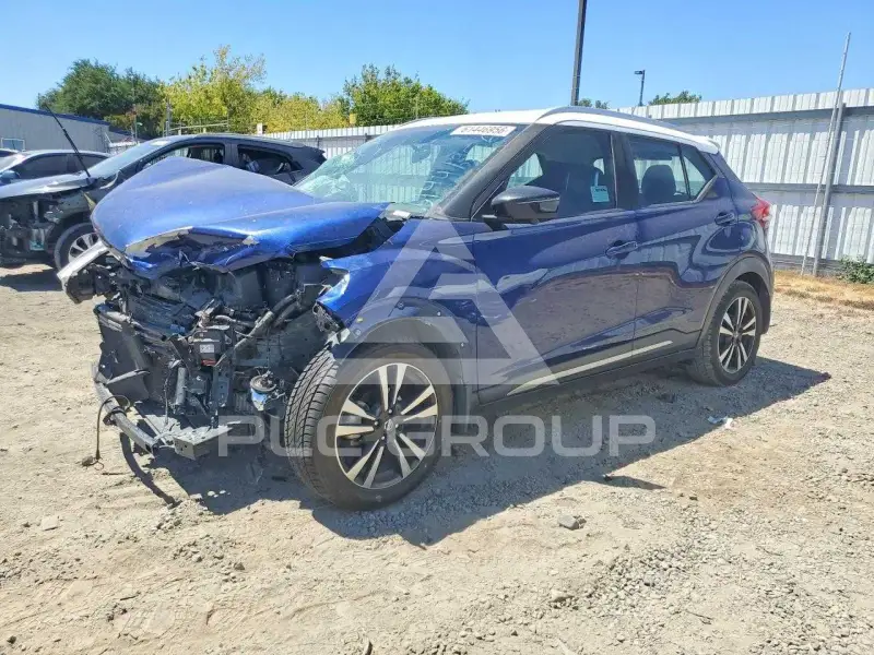 2019 Nissan KICKS photo