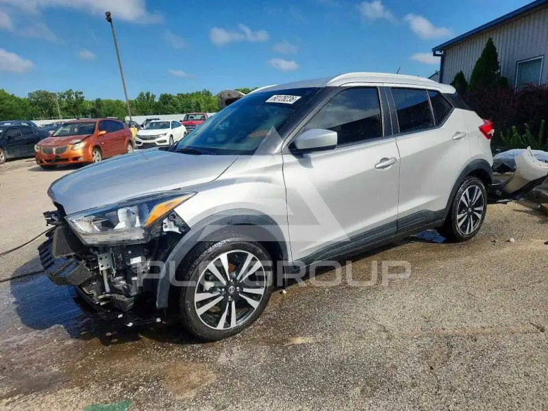 2019 Nissan KICKS photo