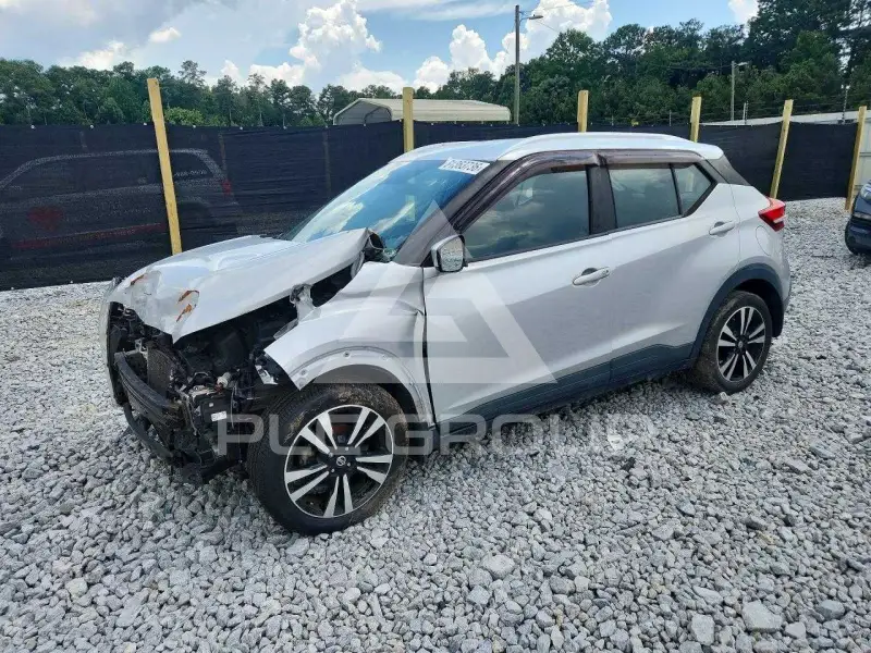 2019 Nissan KICKS фото