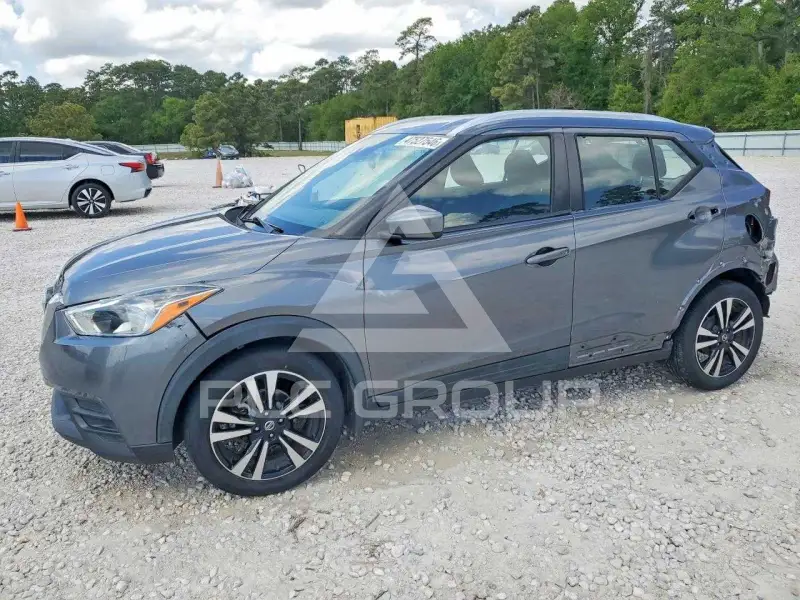 2019 Nissan KICKS photo
