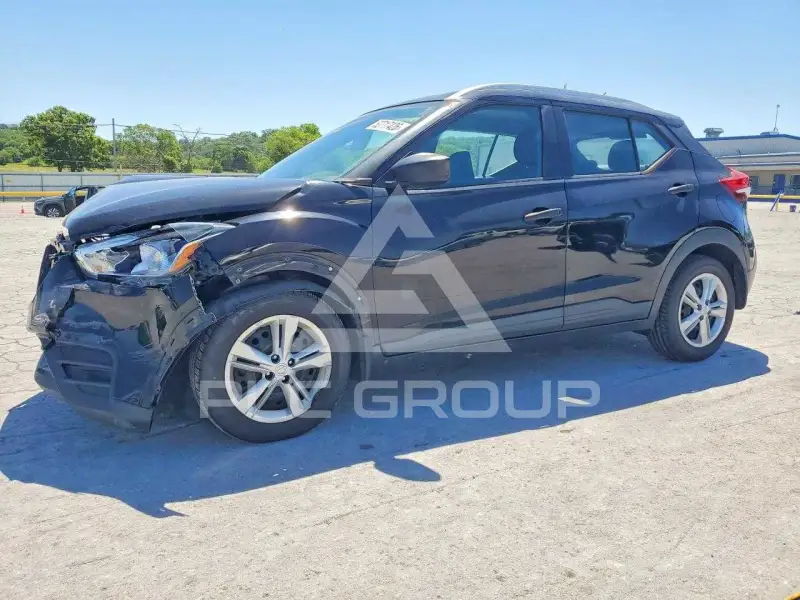 2019 Nissan KICKS photo