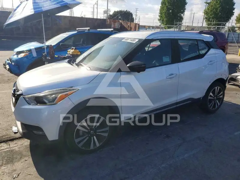 2019 Nissan KICKS photo