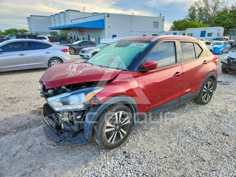 2019 Nissan KICKS photo