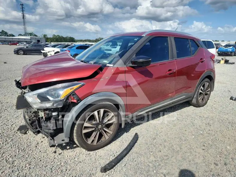2019 Nissan KICKS фото