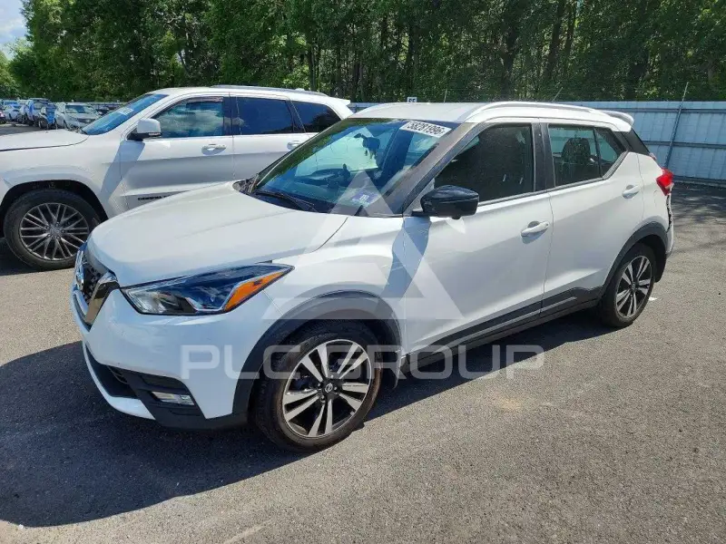 2019 Nissan KICKS photo