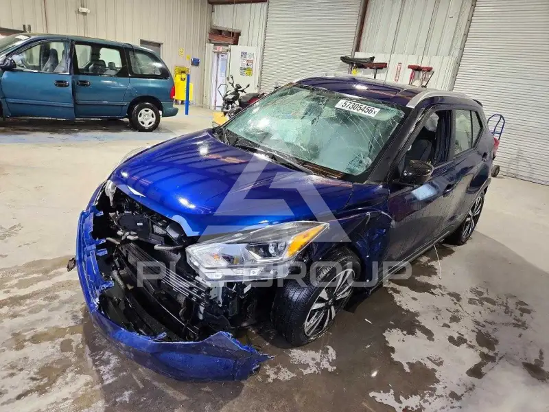 2019 Nissan KICKS photo