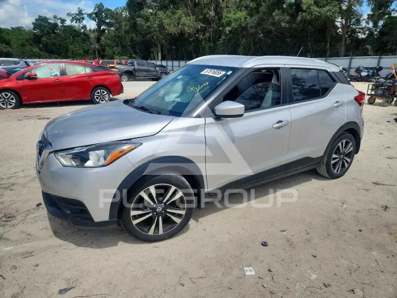2019 Nissan KICKS photo