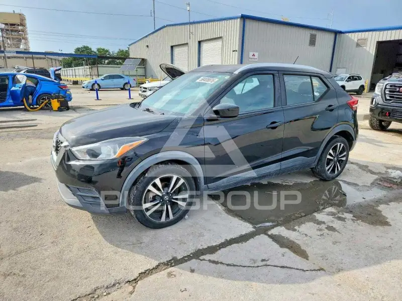 2019 Nissan KICKS photo