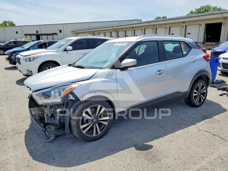 2019 Nissan KICKS photo