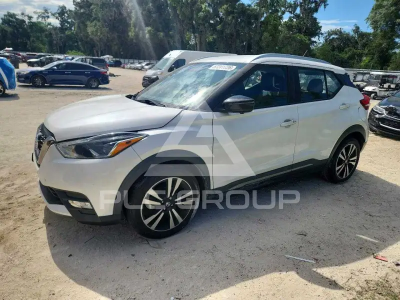 2019 Nissan KICKS фото