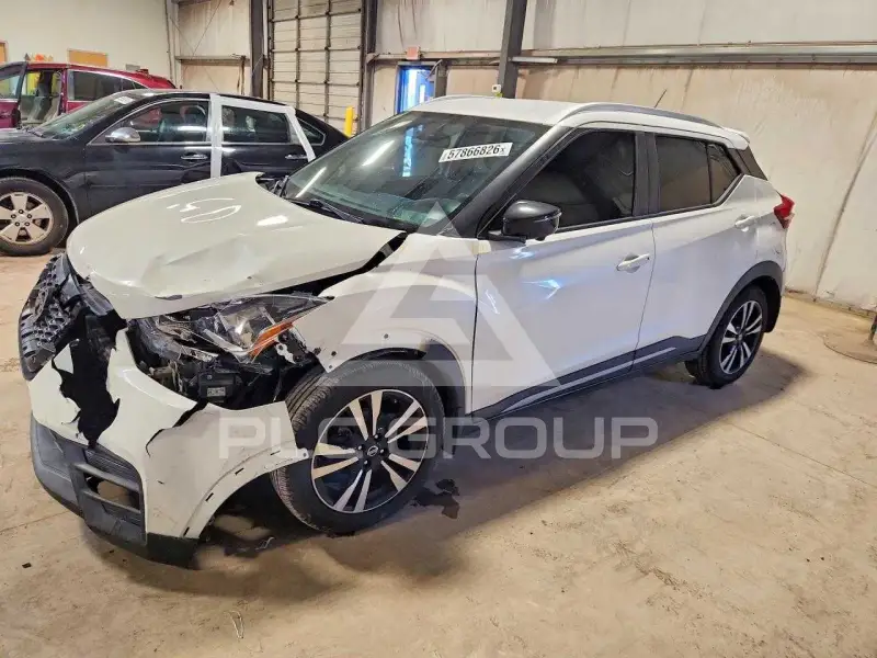 2019 Nissan KICKS photo