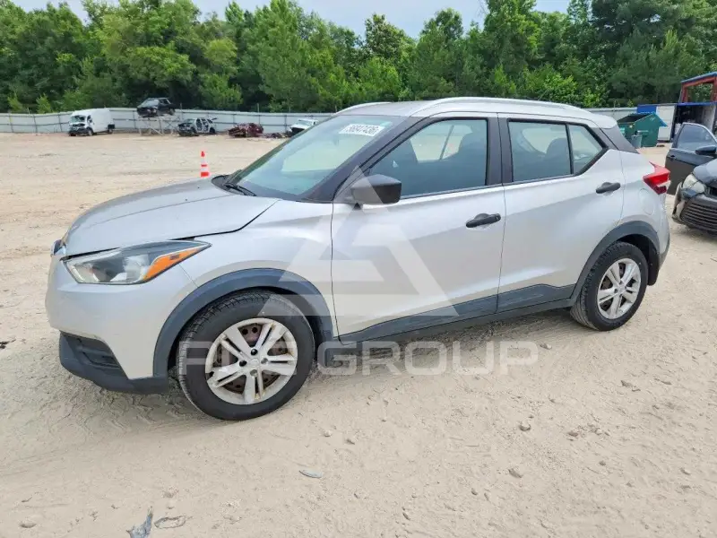 2019 Nissan KICKS фото