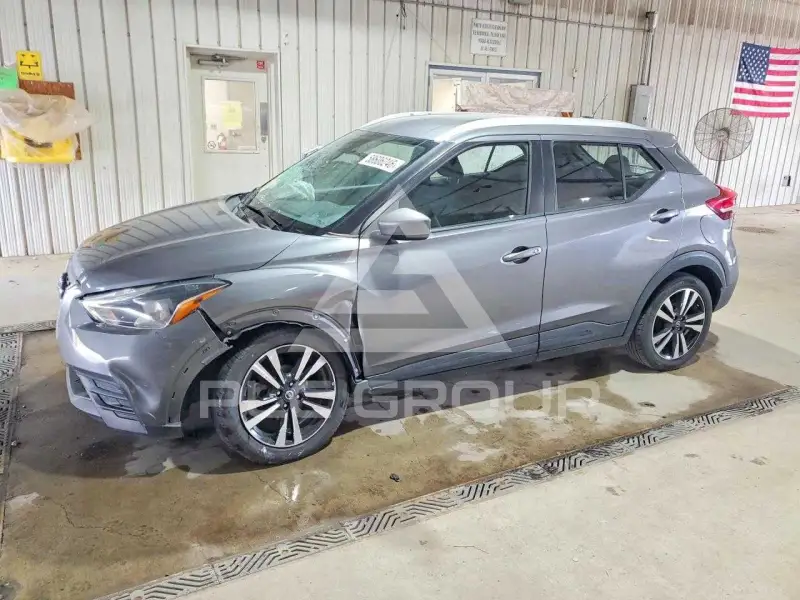 2019 Nissan KICKS photo