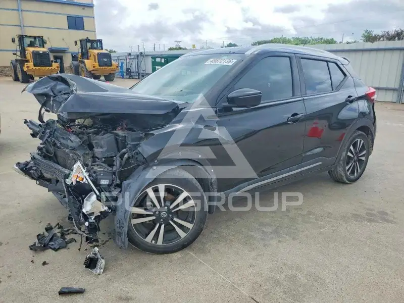 2019 Nissan KICKS photo