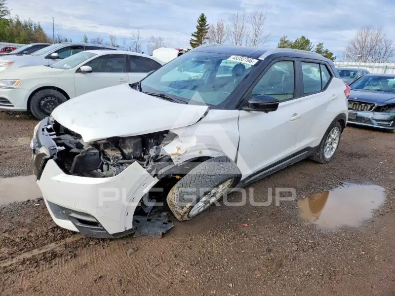 2019 Nissan KICKS фото