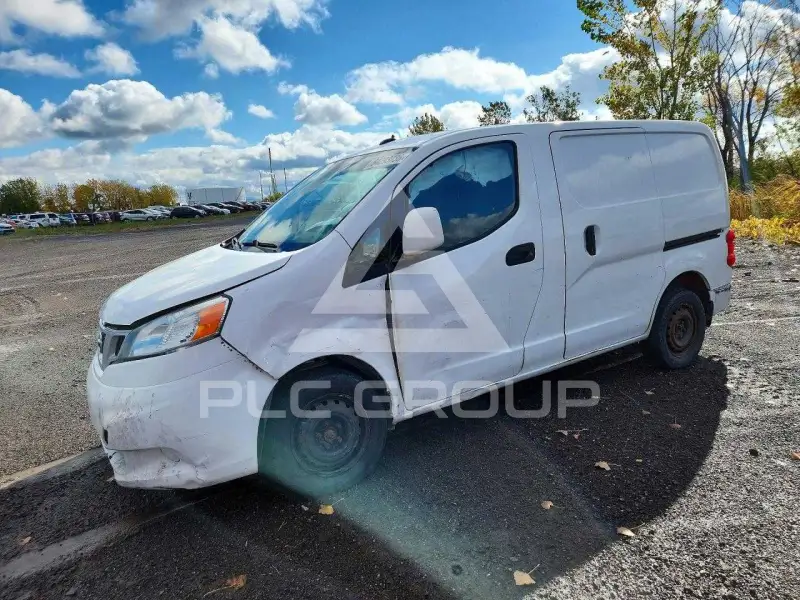 2019 Nissan NV photo