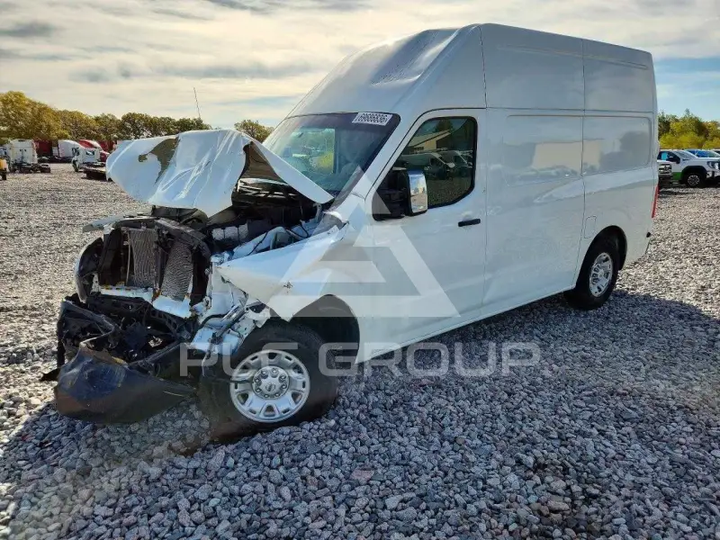 2019 Nissan NV photo