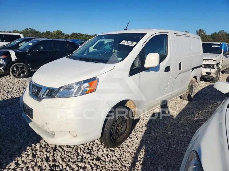 2019 Nissan NV 200 photo