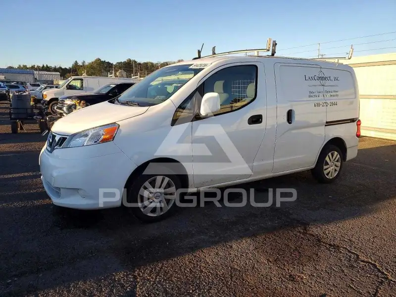 2019 Nissan NV photo