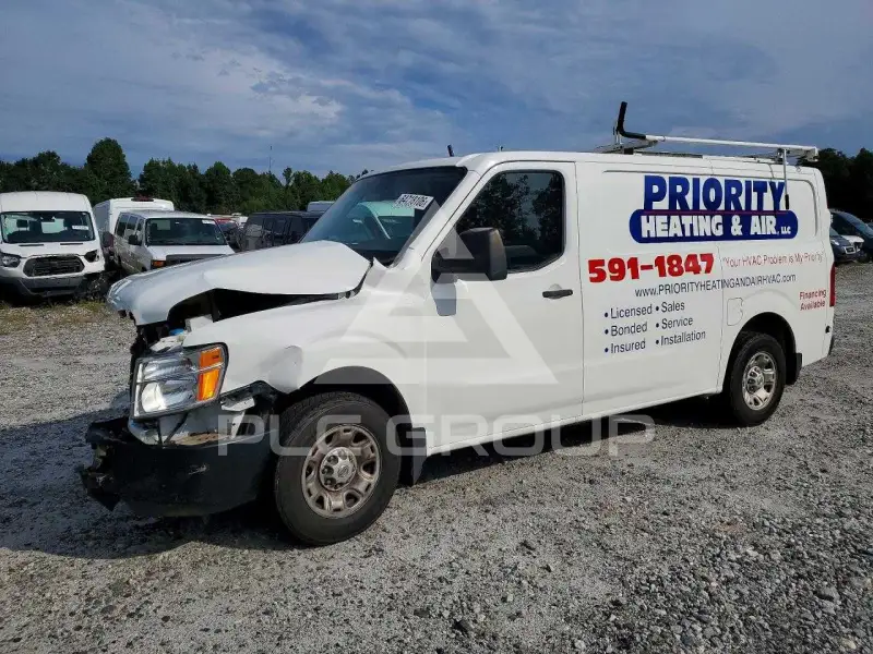 2019 Nissan NV фото