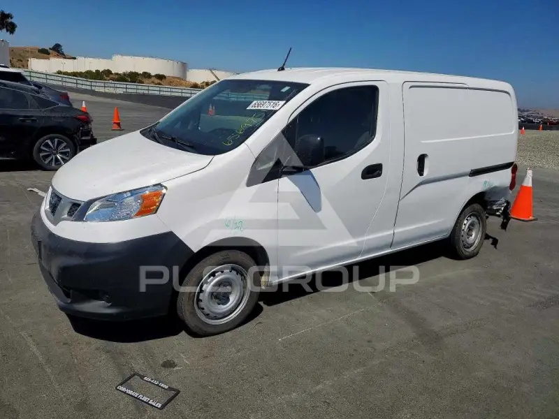 2019 Nissan NV фото