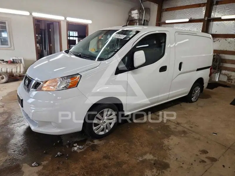 2019 Nissan NV фото