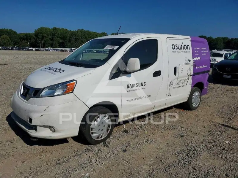 2019 Nissan NV фото