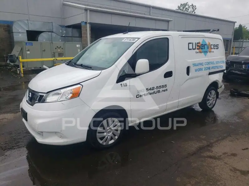 2019 Nissan NV photo