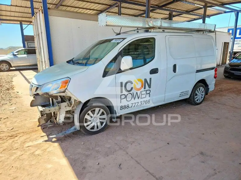 2019 Nissan NV 200 photo