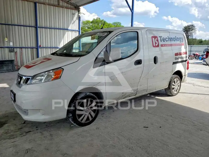 2019 Nissan NV photo