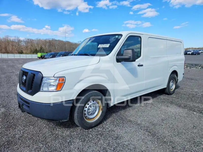 2019 Nissan NV фото