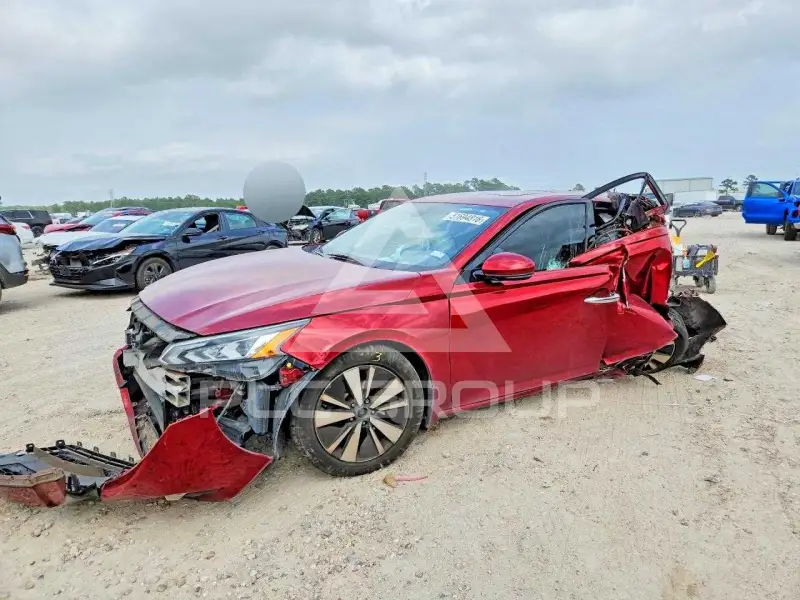 2019 Nissan ALTIMA photo