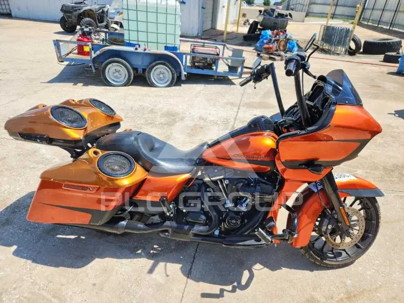2019 Harley-Davidson FL photo