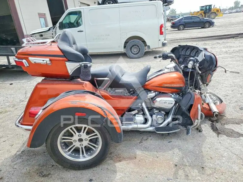 2019 Harley-Davidson FL фото