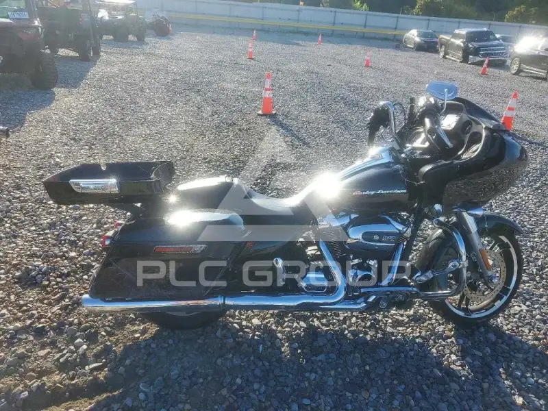 2019 Harley-Davidson FL photo