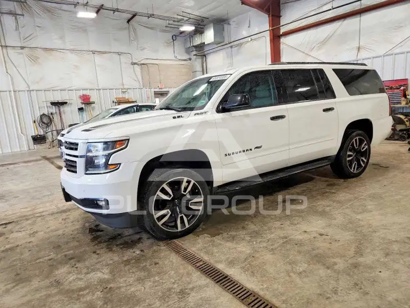 2019 Chevrolet Suburan photo