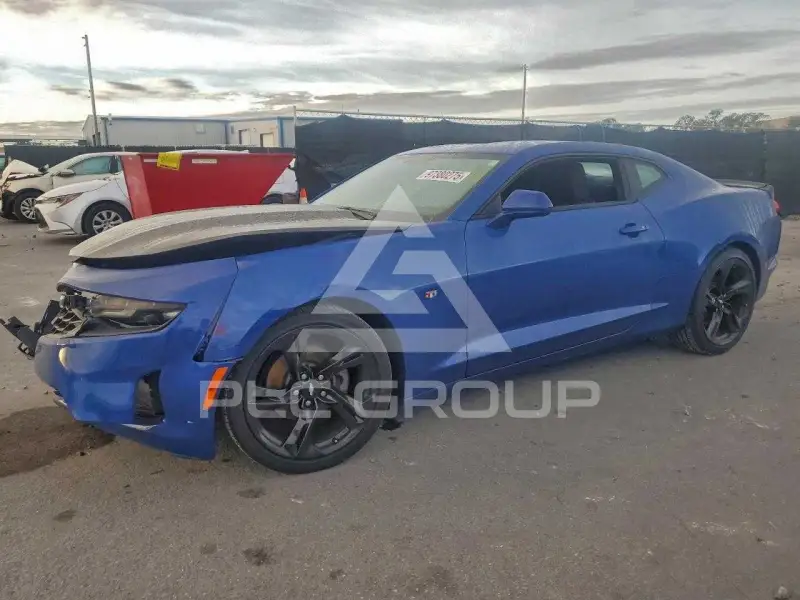 2019 Chevrolet Camaro photo