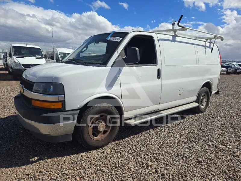 2019 Chevrolet Express photo
