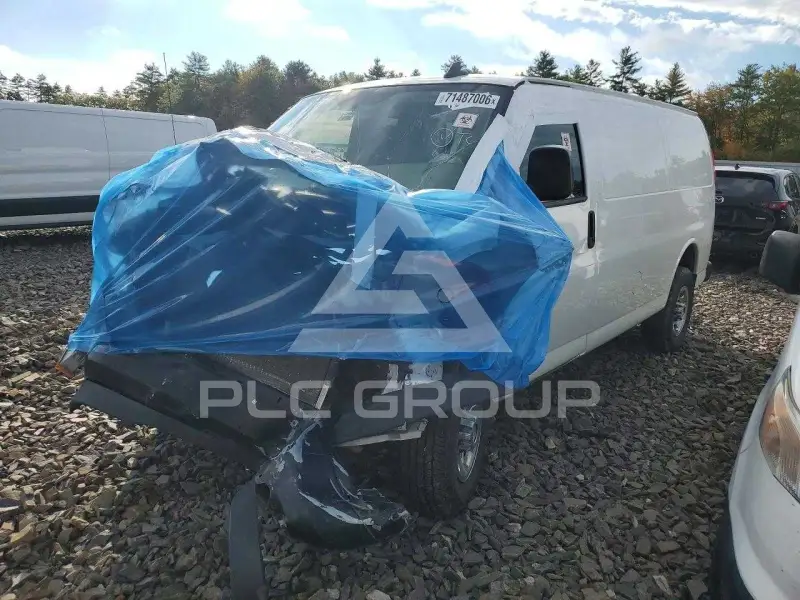2019 Chevrolet Express photo