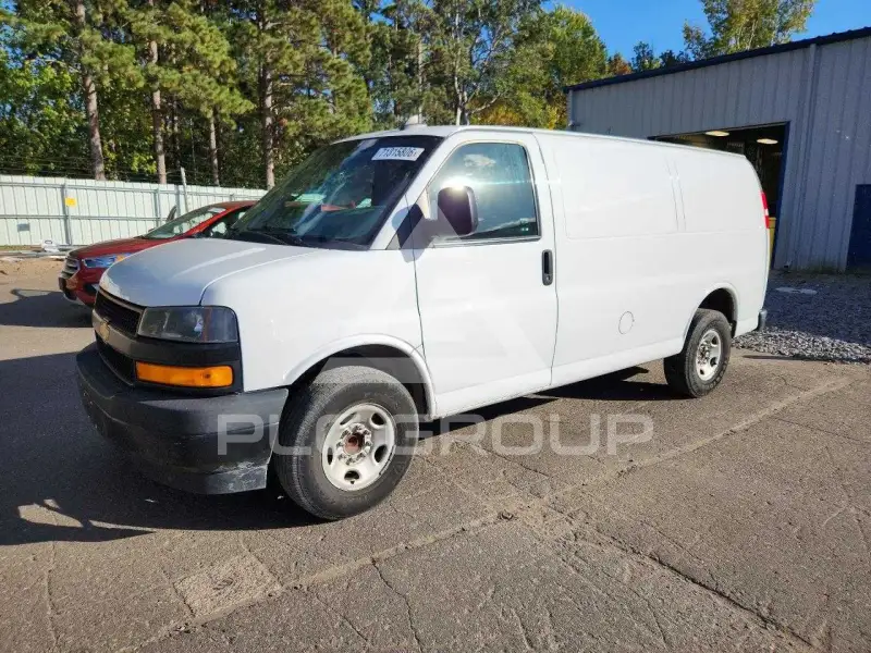 2019 Chevrolet Express фото