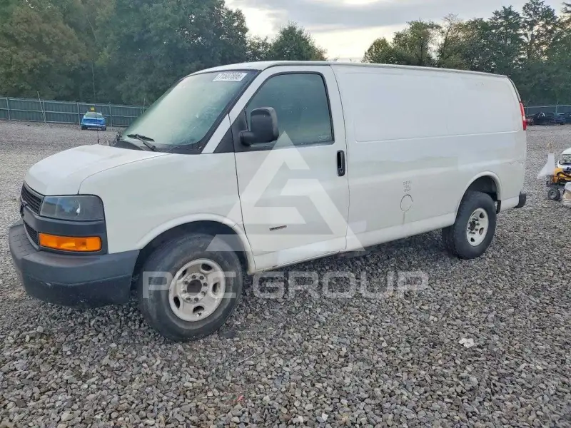 2019 Chevrolet Express фото
