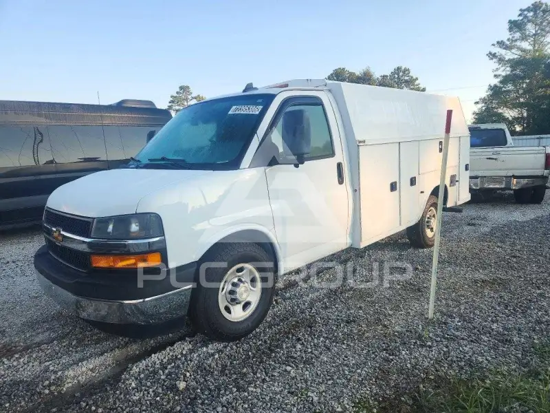2019 Chevrolet Express фото