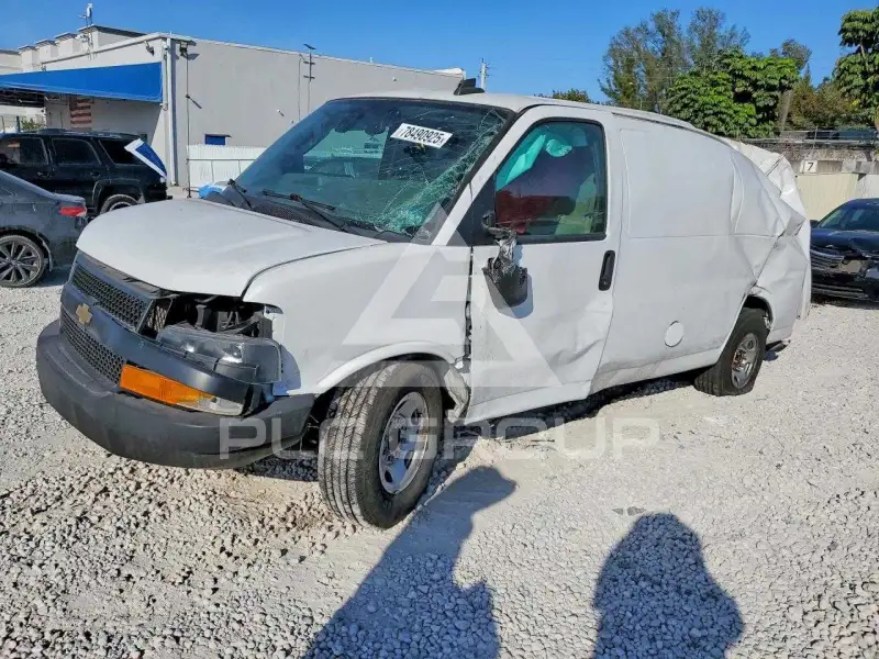 2019 Chevrolet Express фото