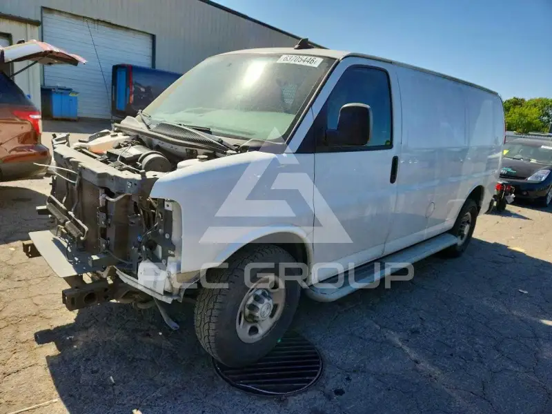 2019 Chevrolet Express фото