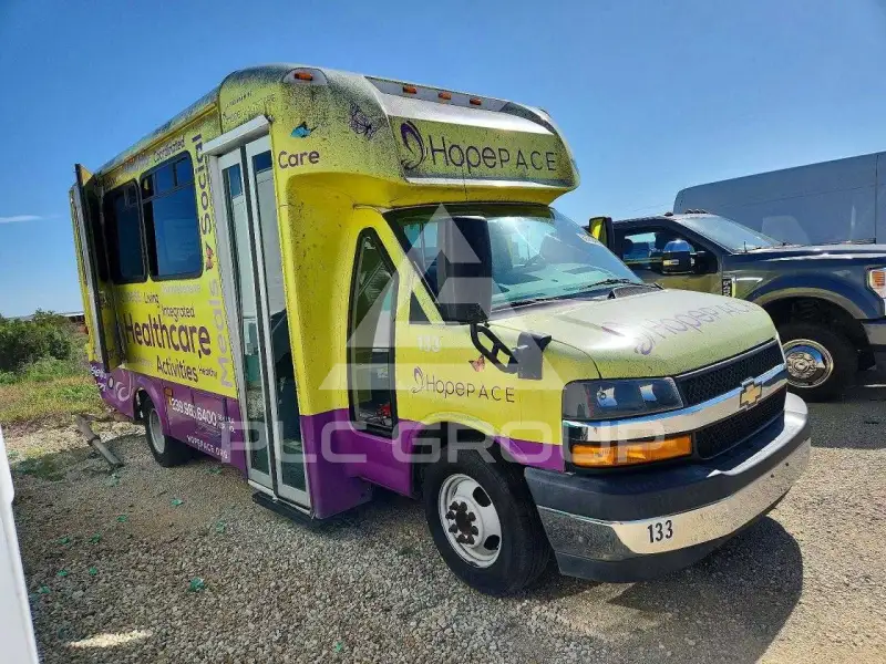 2019 Chevrolet Express photo