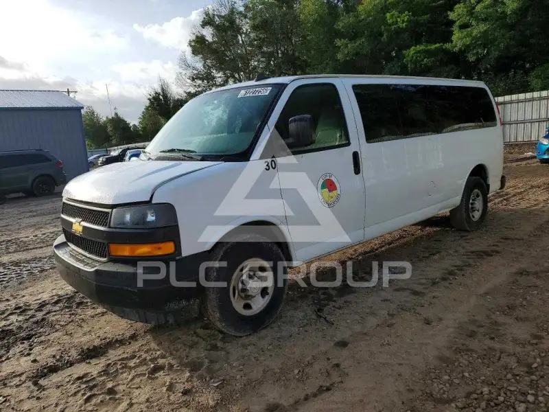 2019 Chevrolet Express фото