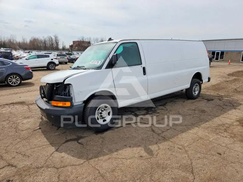 2019 Chevrolet Express фото