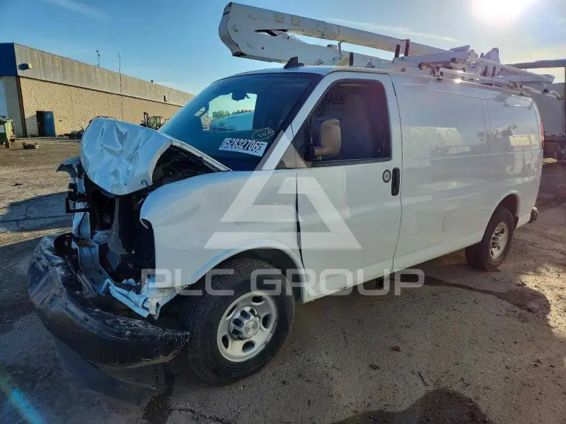 2019 Chevrolet Express фото