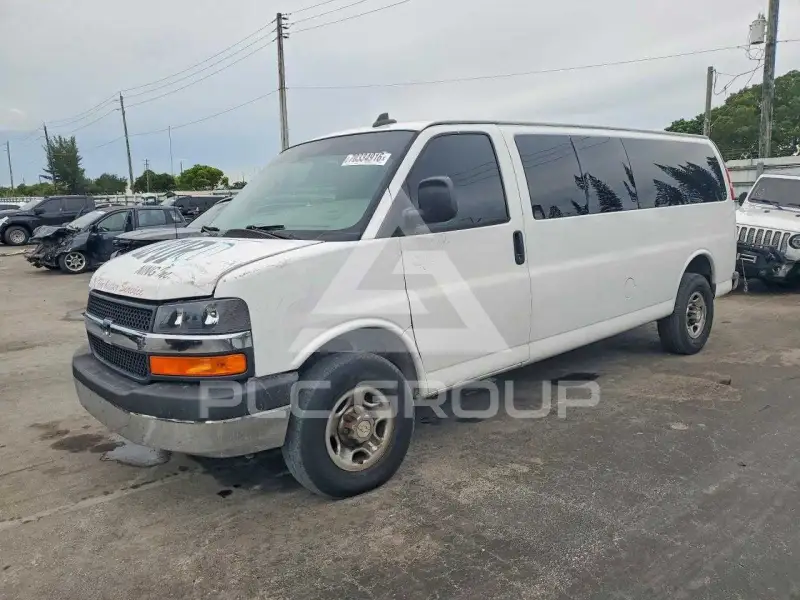 2019 Chevrolet Express фото